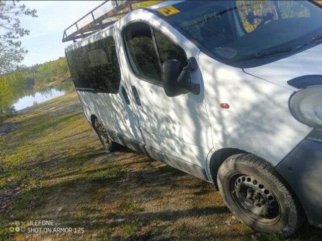 Белый Ниссан 110, объемом двигателя 1.9 л и пробегом 360 тыс. км за 5000 $, фото 2 на Automoto.ua