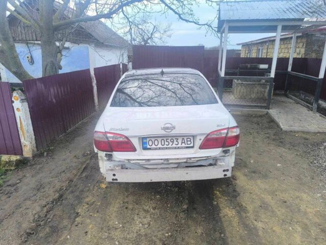 Белый Ниссан 110, объемом двигателя 3 л и пробегом 3 тыс. км за 2063 $, фото 3 на Automoto.ua