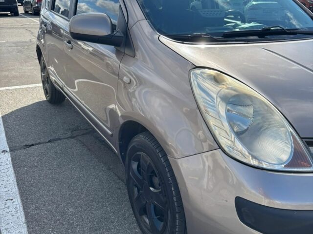 Коричневий Ніссан 110, об'ємом двигуна 1.5 л та пробігом 234 тис. км за 4960 $, фото 5 на Automoto.ua