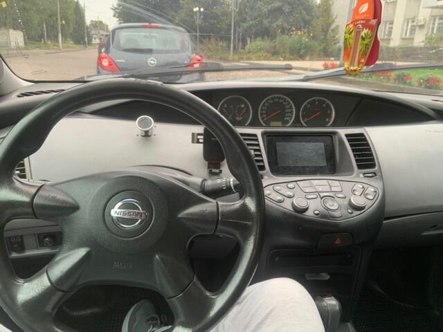 Сірий Ніссан 110, об'ємом двигуна 2.2 л та пробігом 526 тис. км за 2900 $, фото 3 на Automoto.ua