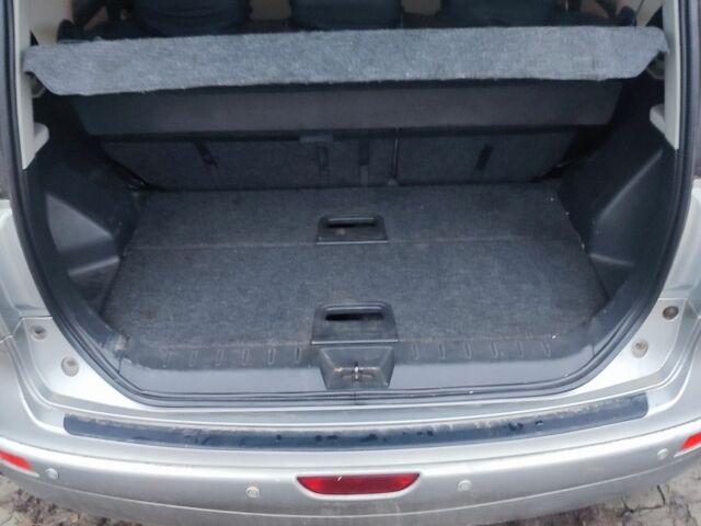 Сірий Ніссан 110, об'ємом двигуна 1.6 л та пробігом 246 тис. км за 7300 $, фото 6 на Automoto.ua