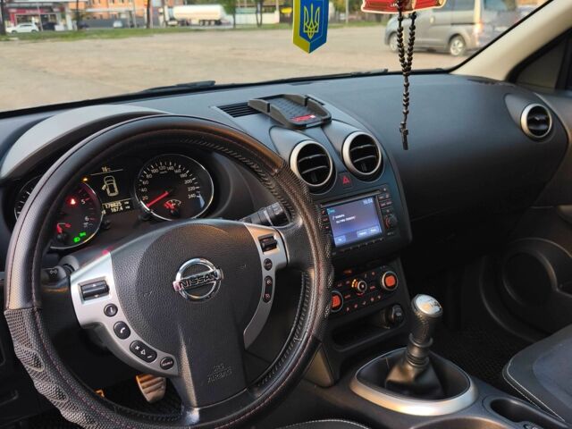 Серый Ниссан 110, объемом двигателя 1.5 л и пробегом 180 тыс. км за 11500 $, фото 7 на Automoto.ua