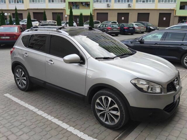 Серый Ниссан 110, объемом двигателя 1.5 л и пробегом 180 тыс. км за 11500 $, фото 6 на Automoto.ua