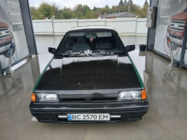 Зелений Ніссан 110, об'ємом двигуна 1.6 л та пробігом 400 тис. км за 600 $, фото 1 на Automoto.ua