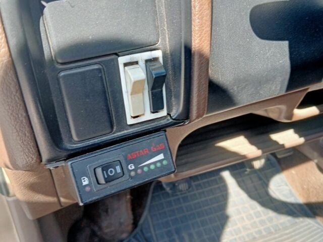 Серый Ниссан 200 СХ, объемом двигателя 2 л и пробегом 360 тыс. км за 1600 $, фото 3 на Automoto.ua