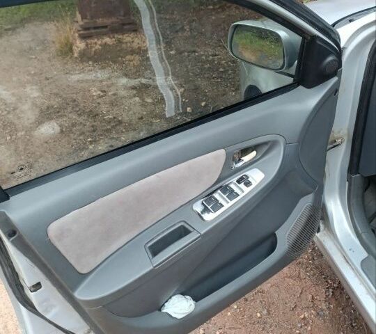 Серый Ниссан 210, объемом двигателя 1.6 л и пробегом 2 тыс. км за 1497 $, фото 4 на Automoto.ua