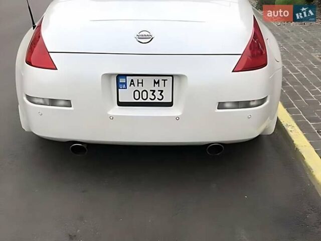 Белый Ниссан 350З, объемом двигателя 3.5 л и пробегом 26 тыс. км за 12500 $, фото 3 на Automoto.ua