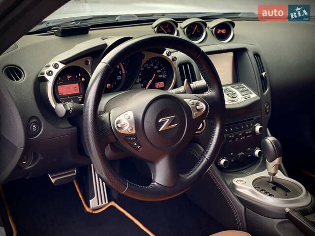 Белый Ниссан 370 З, объемом двигателя 3.7 л и пробегом 56 тыс. км за 32500 $, фото 23 на Automoto.ua