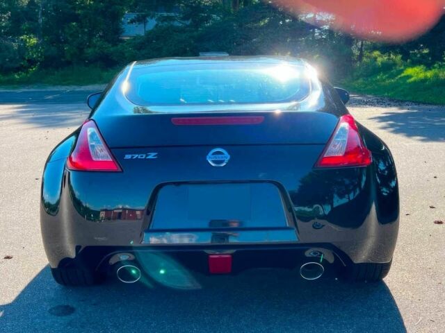 Чорний Ніссан 370 З, об'ємом двигуна 3.7 л та пробігом 49 тис. км за 24000 $, фото 6 на Automoto.ua