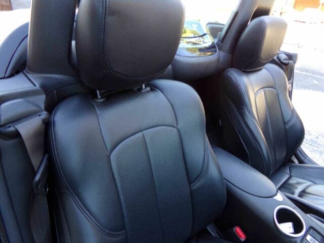 Черный Ниссан 370 З, объемом двигателя 3.7 л и пробегом 35 тыс. км за 12000 $, фото 8 на Automoto.ua