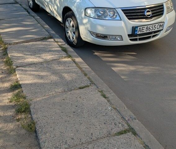 Белый Ниссан Альмера Классик, объемом двигателя 0 л и пробегом 3 тыс. км за 3200 $, фото 2 на Automoto.ua