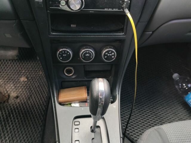 Белый Ниссан Альмера Классик, объемом двигателя 1.6 л и пробегом 190 тыс. км за 3000 $, фото 5 на Automoto.ua