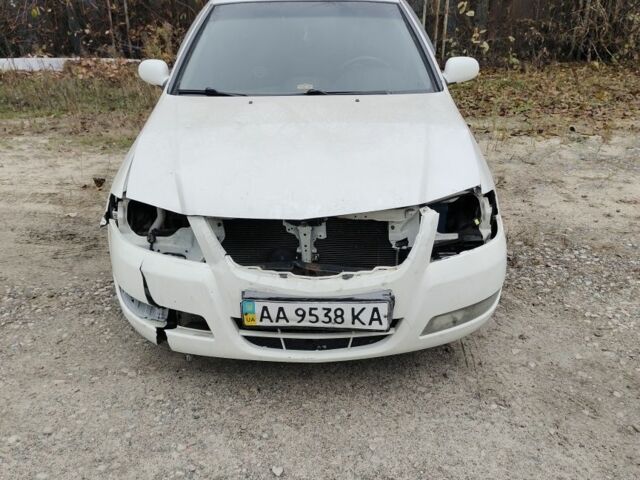 Белый Ниссан Альмера Классик, объемом двигателя 1.6 л и пробегом 190 тыс. км за 3000 $, фото 11 на Automoto.ua