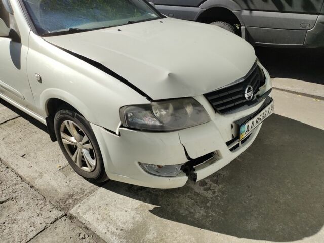 Белый Ниссан Альмера Классик, объемом двигателя 1.6 л и пробегом 190 тыс. км за 3000 $, фото 6 на Automoto.ua