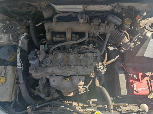 Белый Ниссан Альмера Классик, объемом двигателя 1.6 л и пробегом 270 тыс. км за 6000 $, фото 10 на Automoto.ua