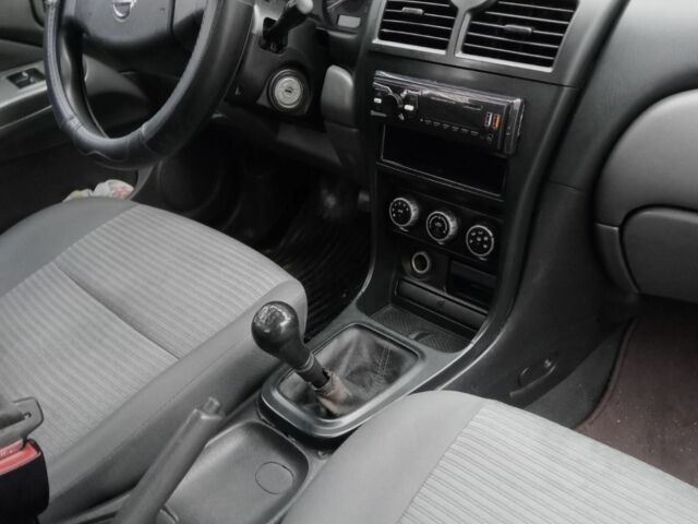 Білий Ніссан Альмера Класік, об'ємом двигуна 1.6 л та пробігом 242 тис. км за 4500 $, фото 1 на Automoto.ua