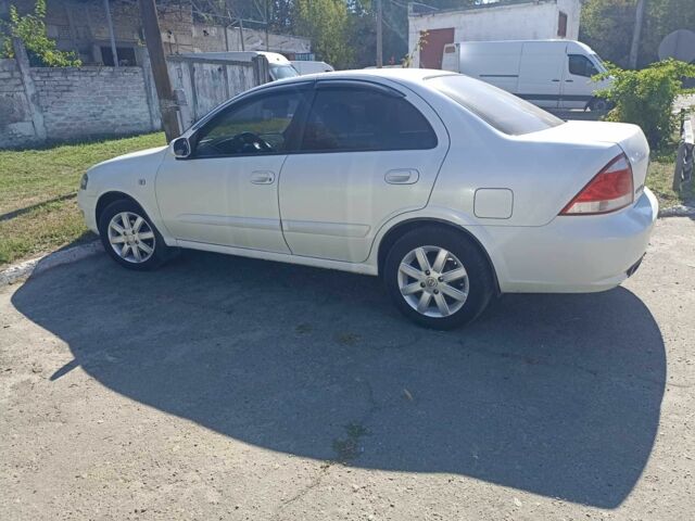 Белый Ниссан Альмера Классик, объемом двигателя 1.6 л и пробегом 270 тыс. км за 6000 $, фото 7 на Automoto.ua