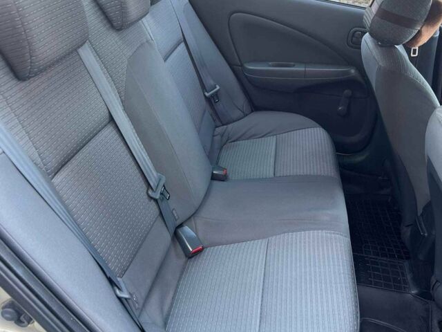 Бежевый Ниссан Альмера Классик, объемом двигателя 1.6 л и пробегом 315 тыс. км за 4700 $, фото 3 на Automoto.ua