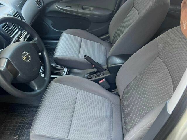 Бежевый Ниссан Альмера Классик, объемом двигателя 1.6 л и пробегом 315 тыс. км за 4700 $, фото 4 на Automoto.ua