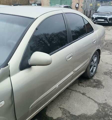 Бежевий Ніссан Альмера Класік, об'ємом двигуна 1.6 л та пробігом 199 тис. км за 1700 $, фото 6 на Automoto.ua