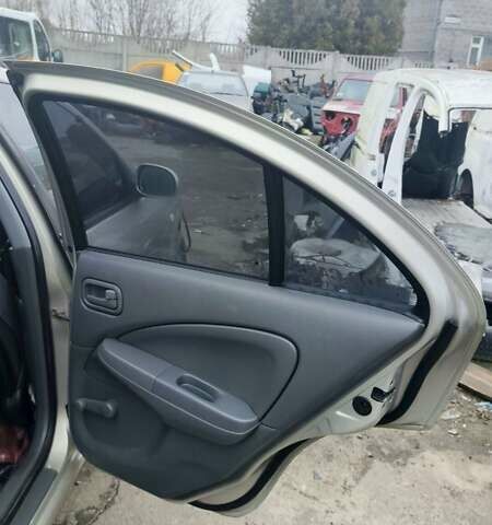 Бежевий Ніссан Альмера Класік, об'ємом двигуна 1.6 л та пробігом 199 тис. км за 1700 $, фото 14 на Automoto.ua