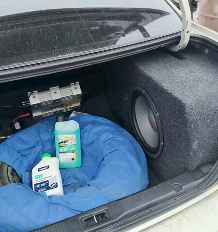 Бежевий Ніссан Альмера Класік, об'ємом двигуна 1.6 л та пробігом 199 тис. км за 1700 $, фото 16 на Automoto.ua