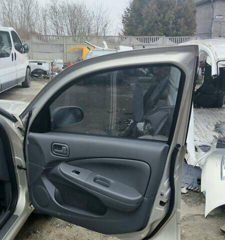 Бежевий Ніссан Альмера Класік, об'ємом двигуна 1.6 л та пробігом 199 тис. км за 1700 $, фото 12 на Automoto.ua