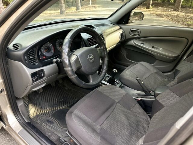 Бежевый Ниссан Альмера Классик, объемом двигателя 1.6 л и пробегом 245 тыс. км за 3600 $, фото 10 на Automoto.ua