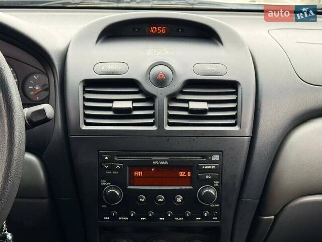 Бежевий Ніссан Альмера Класік, об'ємом двигуна 1.6 л та пробігом 140 тис. км за 6500 $, фото 26 на Automoto.ua