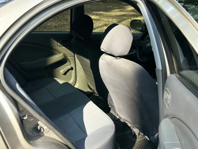 Бежевый Ниссан Альмера Классик, объемом двигателя 1.6 л и пробегом 245 тыс. км за 3600 $, фото 14 на Automoto.ua