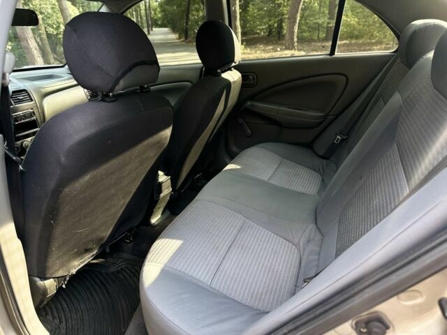 Бежевый Ниссан Альмера Классик, объемом двигателя 1.6 л и пробегом 245 тыс. км за 3600 $, фото 13 на Automoto.ua