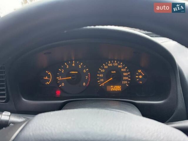 Чорний Ніссан Альмера Класік, об'ємом двигуна 1.6 л та пробігом 245 тис. км за 4600 $, фото 16 на Automoto.ua