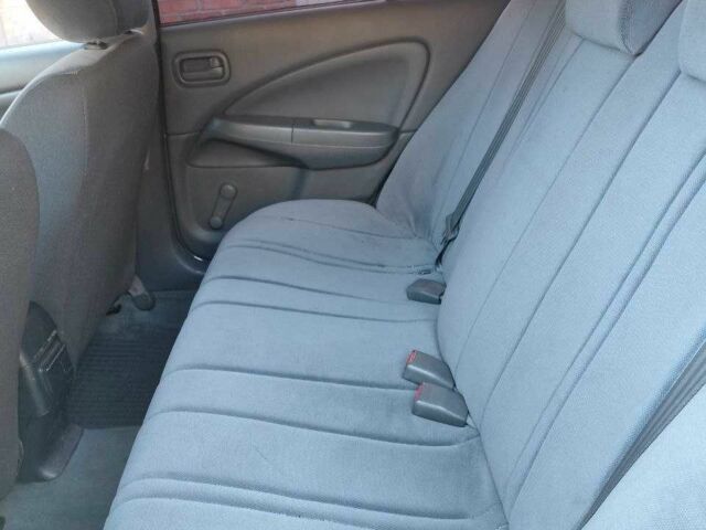 Чорний Ніссан Альмера Класік, об'ємом двигуна 1.6 л та пробігом 210 тис. км за 4600 $, фото 9 на Automoto.ua