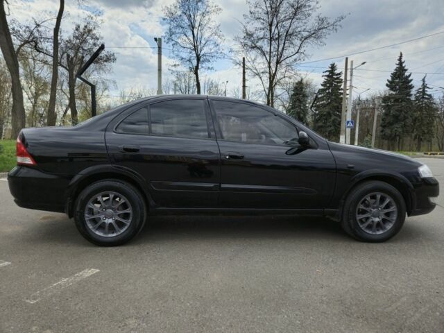 Черный Ниссан Альмера Классик, объемом двигателя 1.6 л и пробегом 362 тыс. км за 4100 $, фото 3 на Automoto.ua