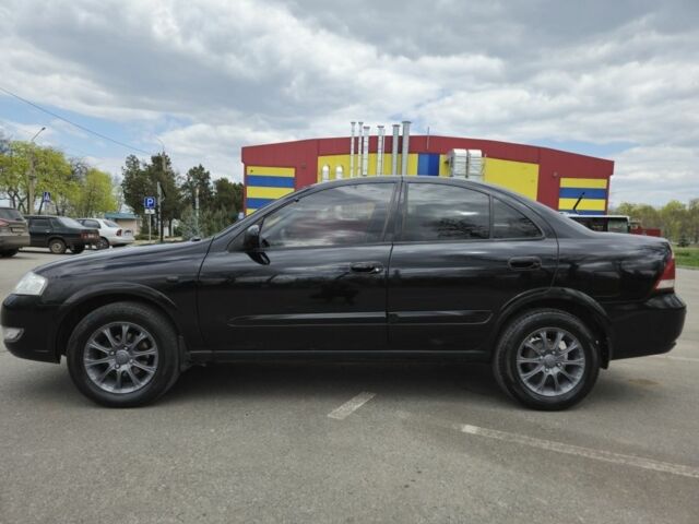 Черный Ниссан Альмера Классик, объемом двигателя 1.6 л и пробегом 362 тыс. км за 4100 $, фото 4 на Automoto.ua