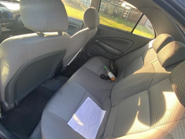 Чорний Ніссан Альмера Класік, об'ємом двигуна 1.6 л та пробігом 178 тис. км за 3700 $, фото 8 на Automoto.ua