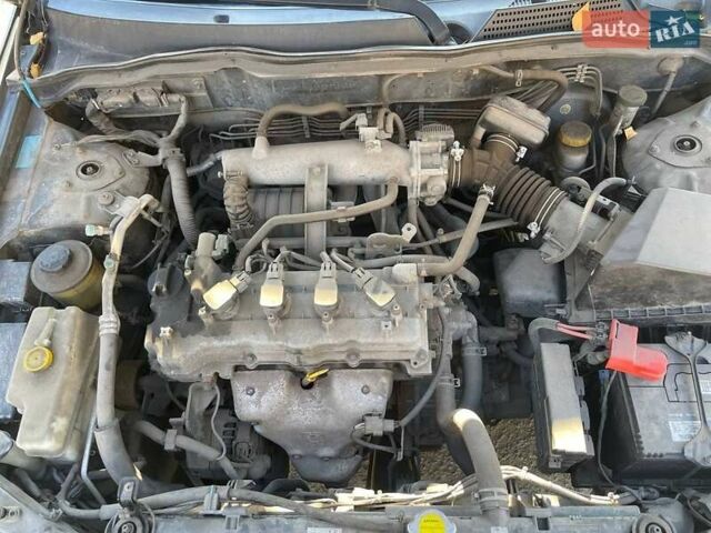 Черный Ниссан Альмера Классик, объемом двигателя 1.6 л и пробегом 140 тыс. км за 4250 $, фото 12 на Automoto.ua