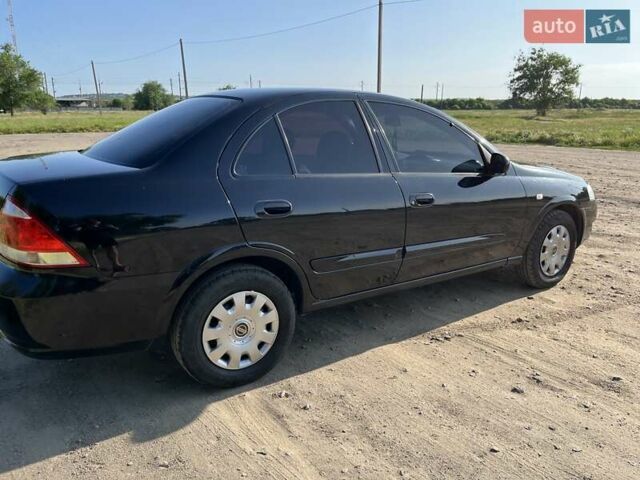 Черный Ниссан Альмера Классик, объемом двигателя 1.6 л и пробегом 150 тыс. км за 5100 $, фото 4 на Automoto.ua