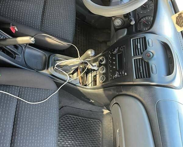 Черный Ниссан Альмера Классик, объемом двигателя 1.6 л и пробегом 140 тыс. км за 4250 $, фото 11 на Automoto.ua