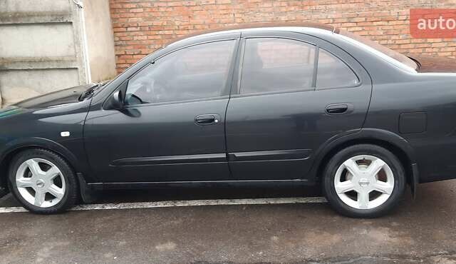 Черный Ниссан Альмера Классик, объемом двигателя 1.6 л и пробегом 187 тыс. км за 6550 $, фото 4 на Automoto.ua