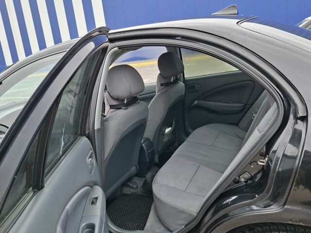 Чорний Ніссан Альмера Класік, об'ємом двигуна 1.6 л та пробігом 3 тис. км за 3800 $, фото 2 на Automoto.ua