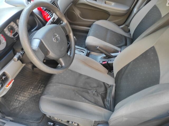 Черный Ниссан Альмера Классик, объемом двигателя 1.6 л и пробегом 222 тыс. км за 5200 $, фото 8 на Automoto.ua