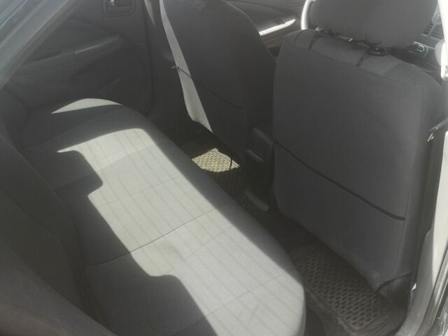 Черный Ниссан Альмера Классик, объемом двигателя 1.6 л и пробегом 38 тыс. км за 6800 $, фото 5 на Automoto.ua