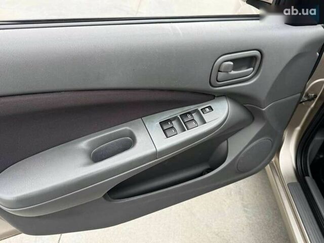 Ниссан Альмера Классик, объемом двигателя 0 л и пробегом 140 тыс. км за 6200 $, фото 22 на Automoto.ua