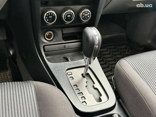 Ниссан Альмера Классик, объемом двигателя 0 л и пробегом 140 тыс. км за 6200 $, фото 28 на Automoto.ua