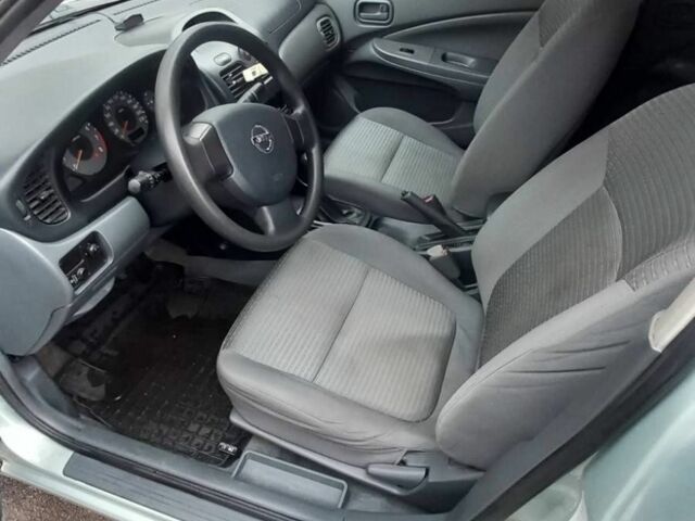 Серый Ниссан Альмера Классик, объемом двигателя 1.6 л и пробегом 230 тыс. км за 6000 $, фото 4 на Automoto.ua