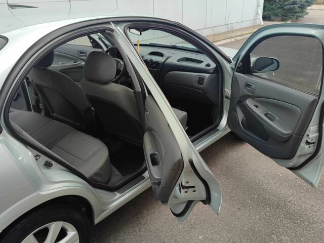 Серый Ниссан Альмера Классик, объемом двигателя 1.6 л и пробегом 215 тыс. км за 3999 $, фото 4 на Automoto.ua