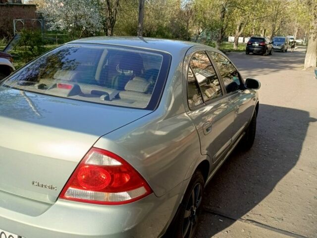 Серый Ниссан Альмера Классик, объемом двигателя 1.6 л и пробегом 255 тыс. км за 4300 $, фото 3 на Automoto.ua