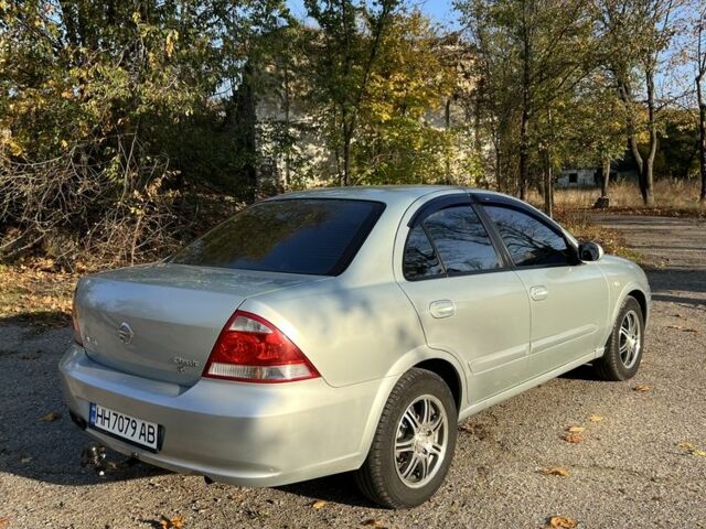 Серый Ниссан Альмера Классик, объемом двигателя 1.6 л и пробегом 100 тыс. км за 5700 $, фото 2 на Automoto.ua