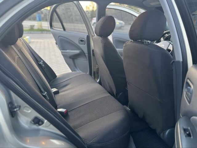 Серый Ниссан Альмера Классик, объемом двигателя 1.6 л и пробегом 340 тыс. км за 4199 $, фото 8 на Automoto.ua